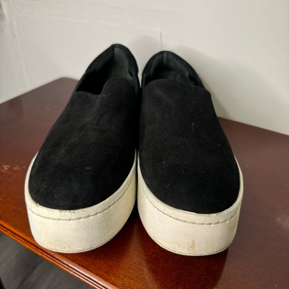 Vince “Warren” Black Suede Sneakers - 7.5 Women’s - Picture 4 of 7